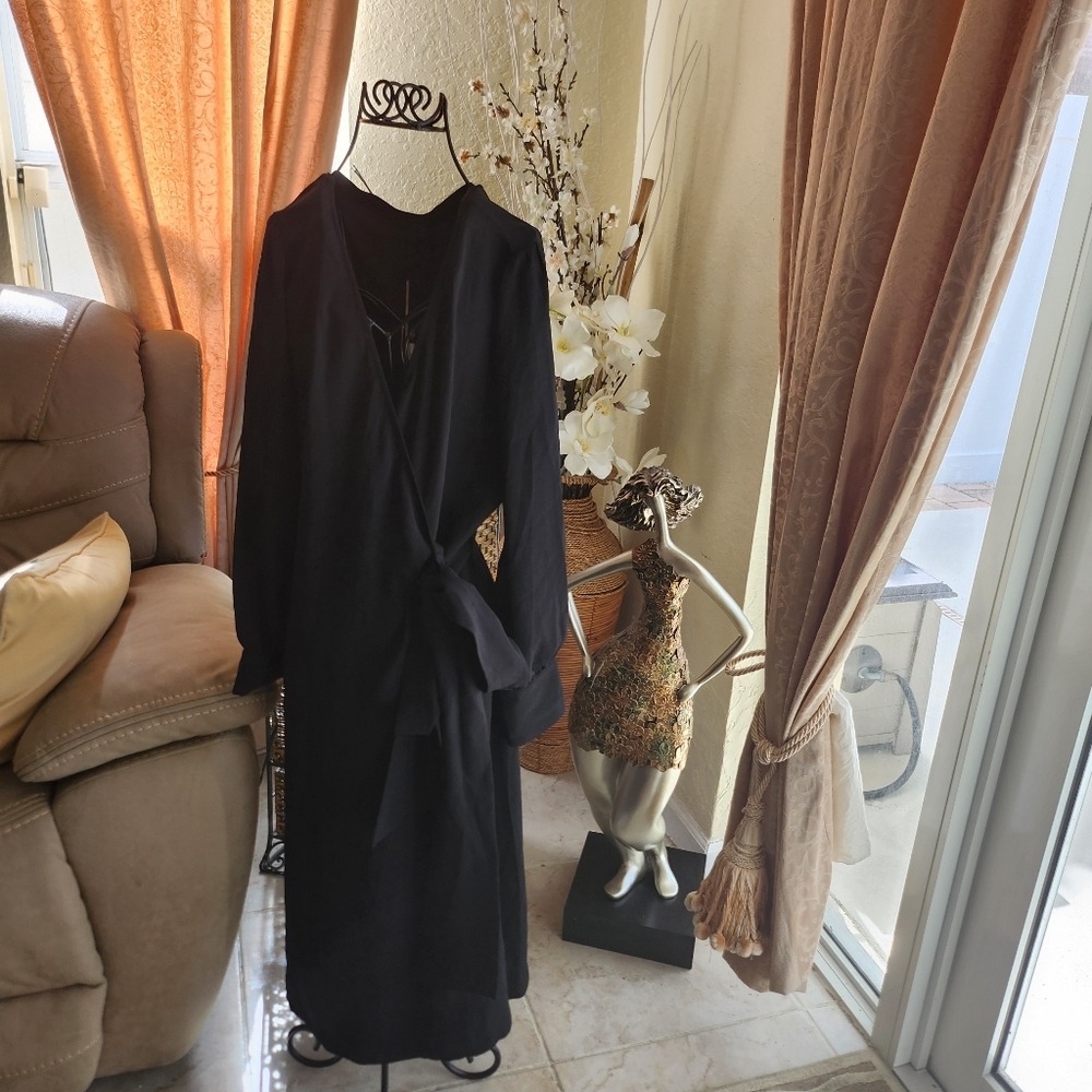 Halogen dress size M NEW